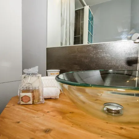 Bel A Avec Balcon Et Wifi - Fr-1-343-165 Apartment
