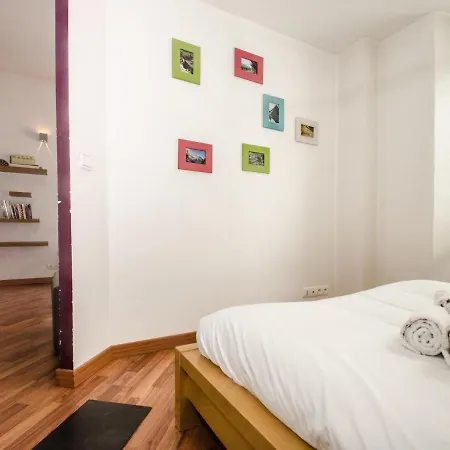 Bel A Avec Balcon Et Wifi - Fr-1-343-165 *